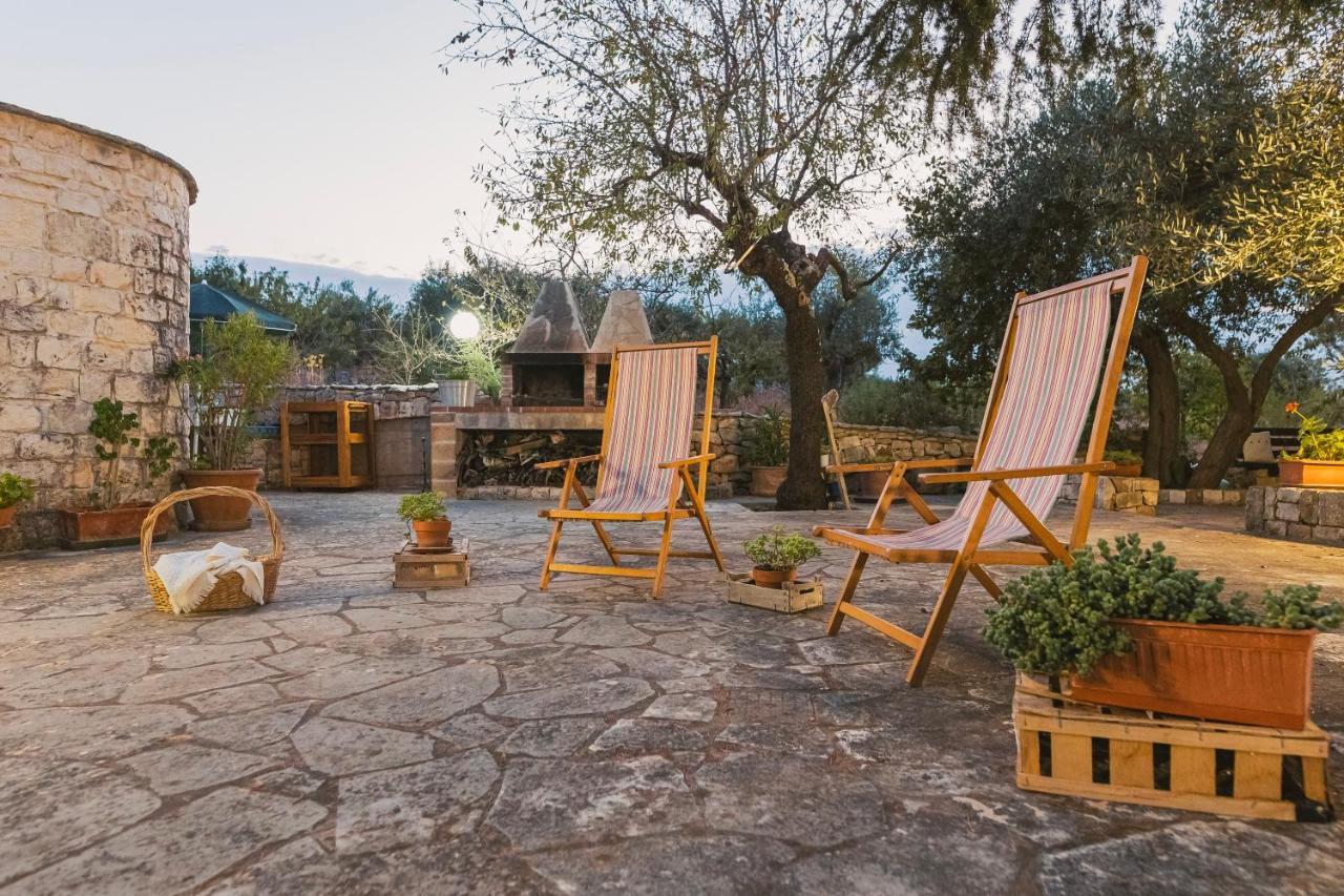 Trulli Country House Carla'S Secret Castellana Grotte Exterior foto